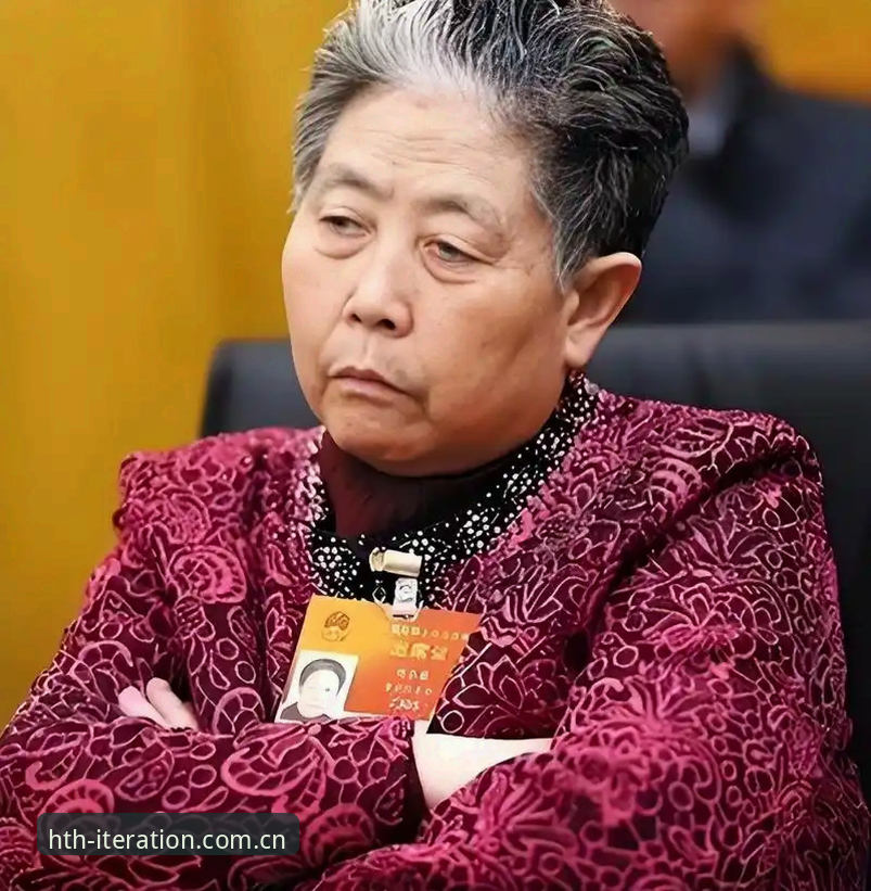 匠心迭代华体会华人用户登录 当79岁老人再掌舵:弗洛伦蒂诺的故事与皇马球迷的新期待